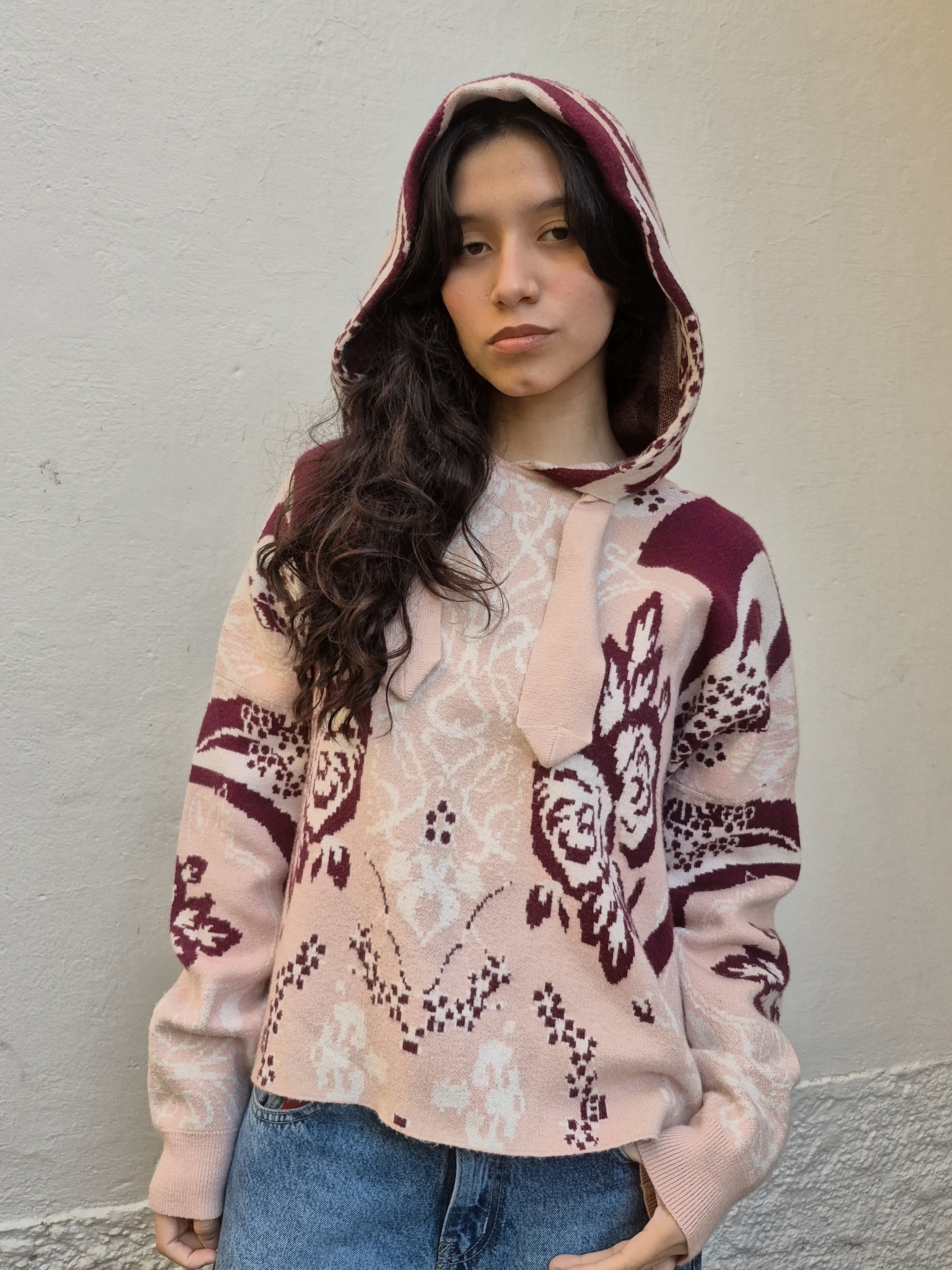 Sweater Arabic